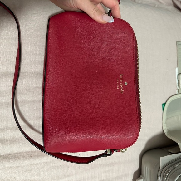 Red Kate Spade crossbody purse - Picture 6 of 6